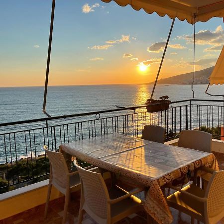 Sina Apartments Sarandë Eksteriør bilde